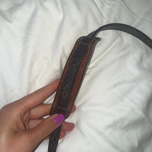 Authentic Louis Vuitton Amazon crossbody bag - Picture 4 of 10